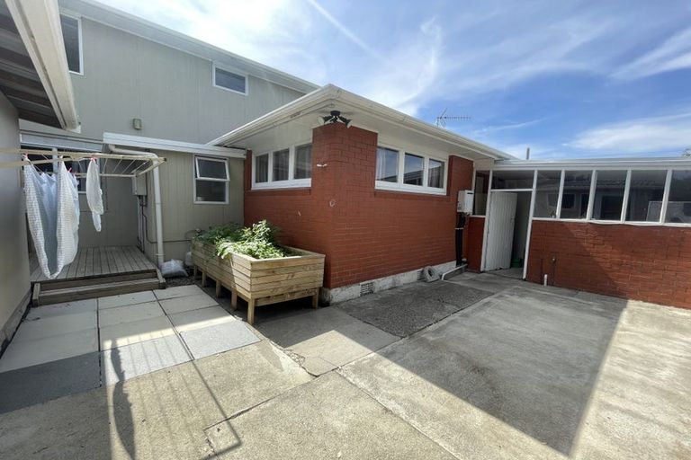 Photo of property in 160 Roslyn Road, Levin, 5510