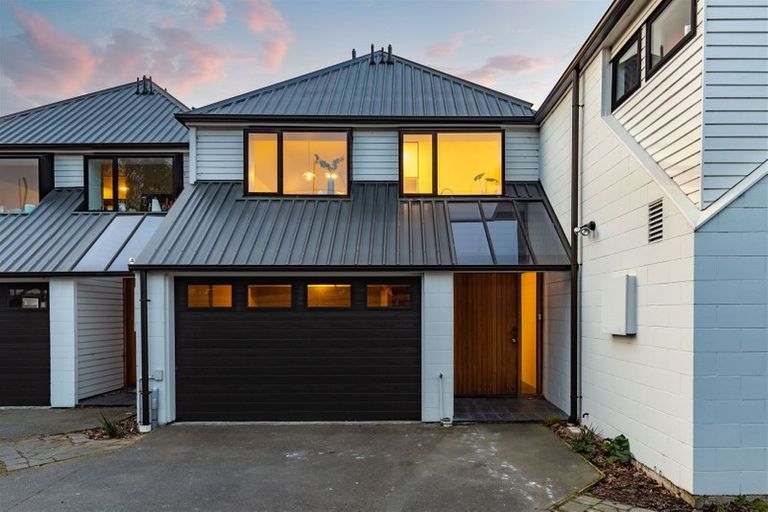 Photo of property in 2/161 Deans Avenue, Riccarton, Christchurch, 8011