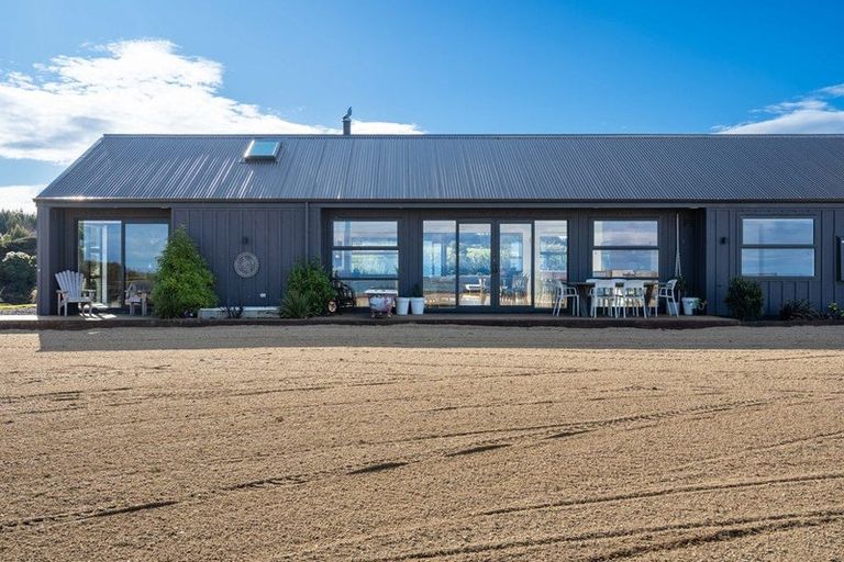 Photo of property in 272 Otokia-kuri Bush Road East, Kuri Bush, Dunedin, 9091