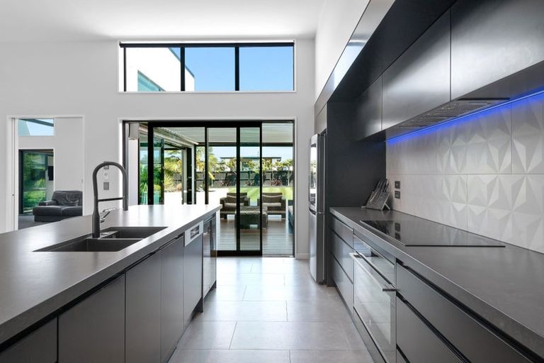 Photo of property in 128 Tosswill Road, Prebbleton, 7604