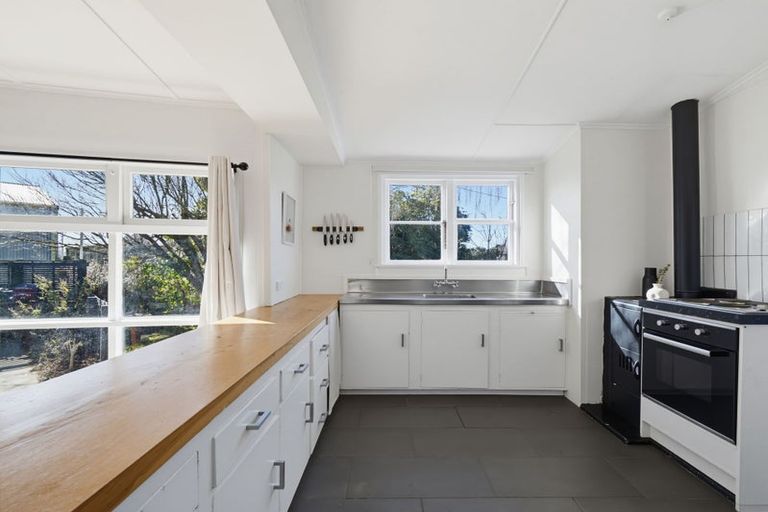 Photo of property in 13 Harker Street, Waipawa, 4210