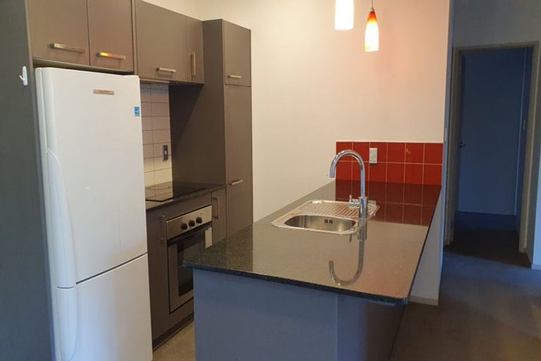 Photo of property in Shoal Haven Apartments, 112a/130 Anzac Street, Takapuna, Auckland, 0622