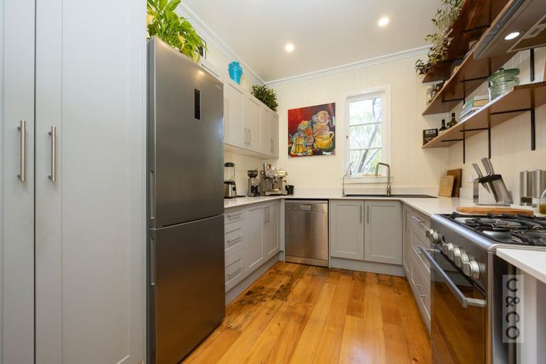 Photo of property in 16 Karaka Street, Helensville, 0800