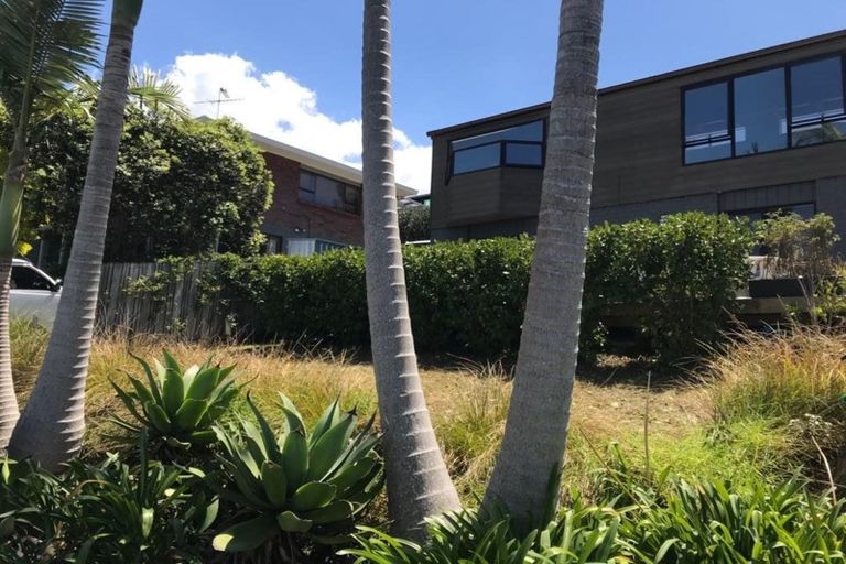 Photo of property in 1/9 Hythe Terrace, Mairangi Bay, Auckland, 0630