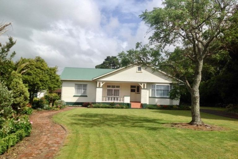 Photo of property in 1406 Devon Road, Brixton, Waitara, 4382