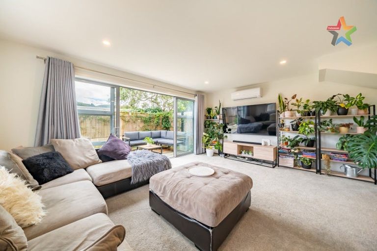 Photo of property in 9 Mcgrath Way, Taita, Lower Hutt, 5011