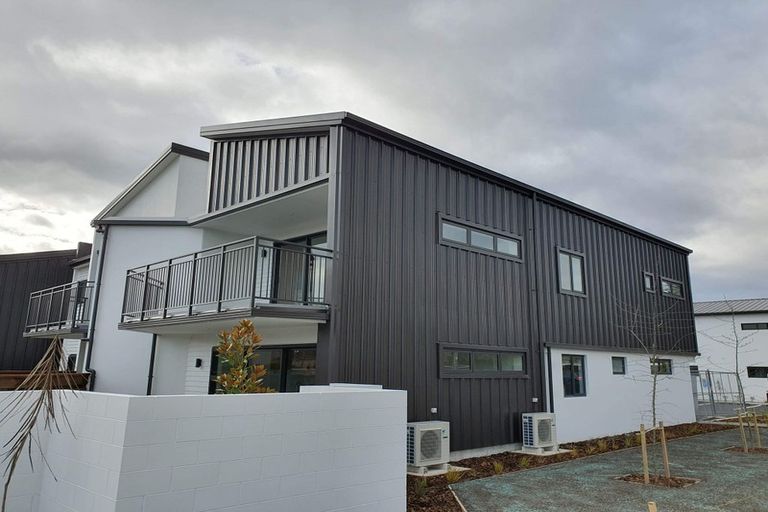 Photo of property in 3/69 Suva Street, Upper Riccarton, Christchurch, 8041