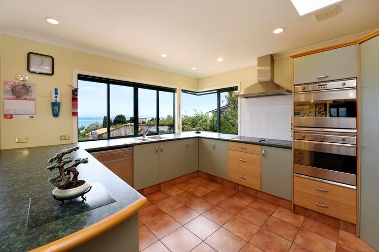 Photo of property in 10 Matuku Place, Atawhai, Nelson, 7010