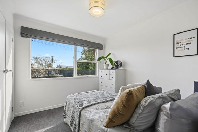 Photo of property in 37 Braid Road, St Andrews, Hamilton, 3200