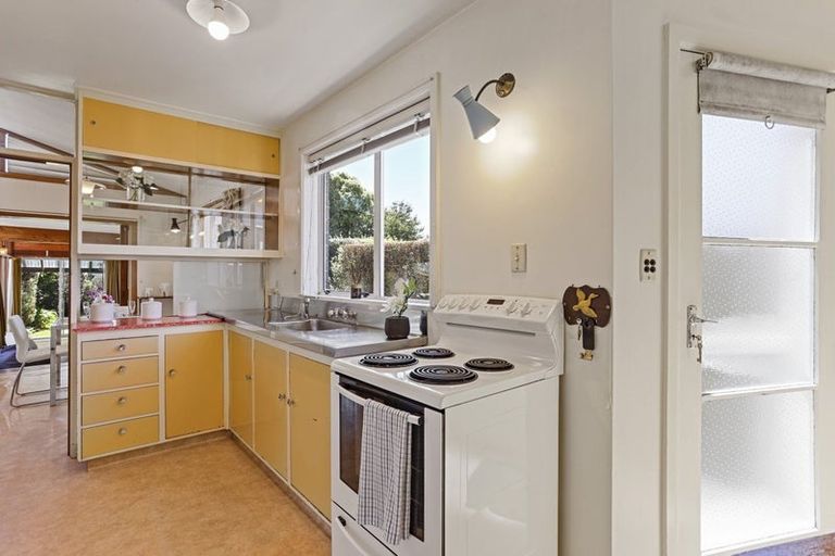 Photo of property in 55 Wingate Street, Redwood, Christchurch, 8051