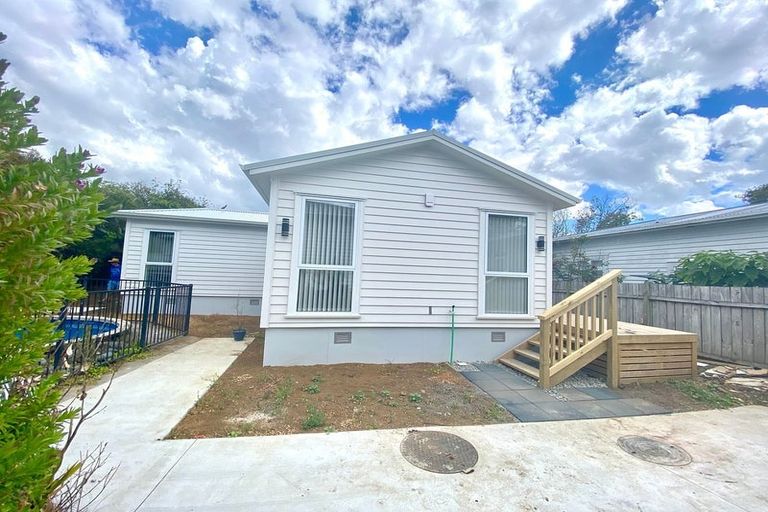 Photo of property in 7 Kings Road, Mount Roskill, Auckland, 1041