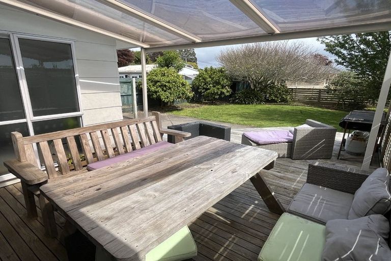 Photo of property in 60 Tukapa Street, Westown, New Plymouth, 4310