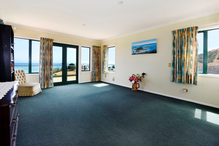 Photo of property in 10 Matuku Place, Atawhai, Nelson, 7010