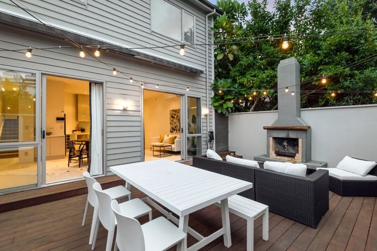 Photo of property in 65 Bayside Drive, Browns Bay, Auckland, 0630