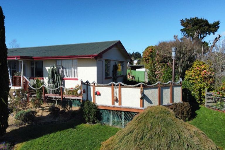 Photo of property in 27 Newcastle Street, Hampden, 9410