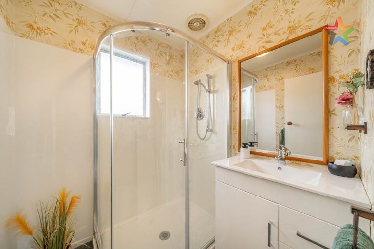 Photo of property in 2/8 Kew Grove, Wainuiomata, Lower Hutt, 5014