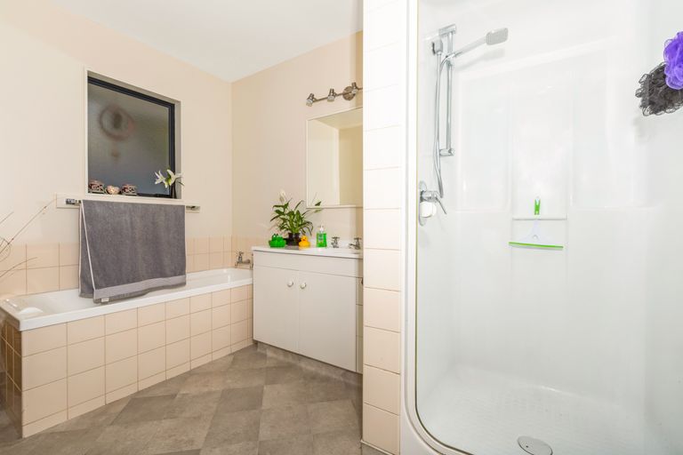 Photo of property in 16 Stafford Avenue, Annesbrook, Nelson, 7011