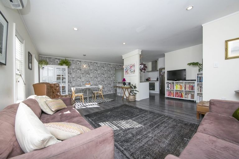 Photo of property in 1/9 Hastie Avenue, Mangere Bridge, Auckland, 2022