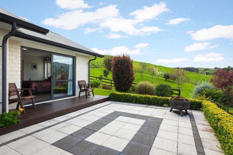 Photo of property in 155 Waitekauri Road, Waikino, Waihi, 3682