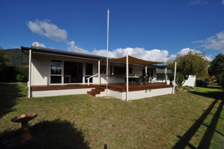 Photo of property in 12 Glen Neaves, Pauanui, Hikuai, 3579