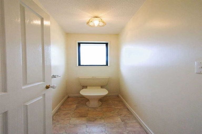 Photo of property in 2/10 Sefton Street, Belfast, Christchurch, 8051