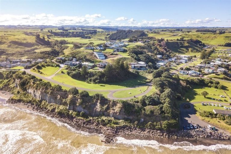Property details for 4 Sunset Street, Bell Block, New Plymouth, 4312