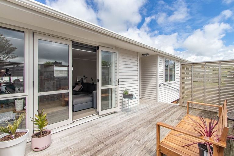 Photo of property in 5a Maire Street, Inglewood, 4330