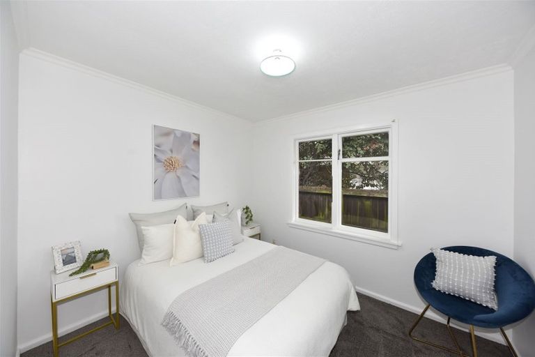 Photo of property in 24 Mappleton Avenue, Burnside, Christchurch, 8053