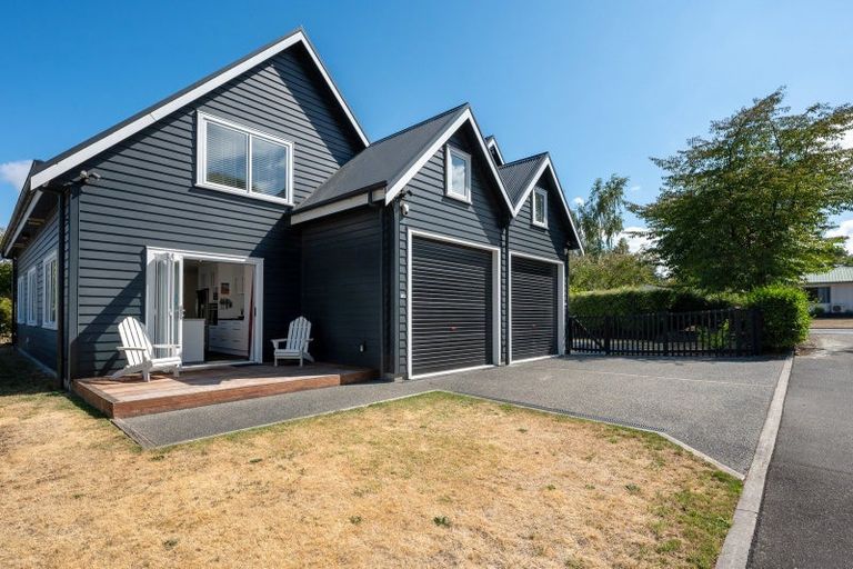 Photo of property in 134 Kenrigg Road, Kinloch, Taupo, 3377