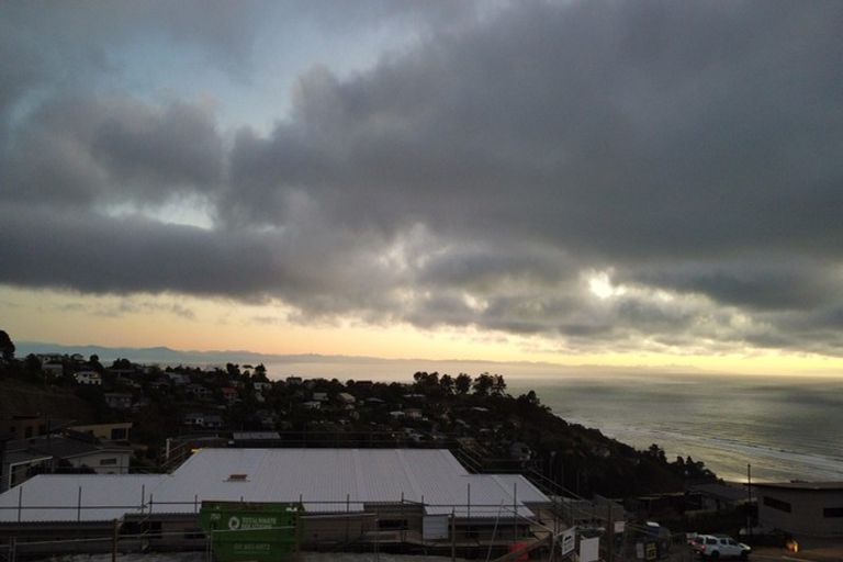 Photo of property in 11 Ridgeway Place, Richmond Hill, Christchurch, 8081