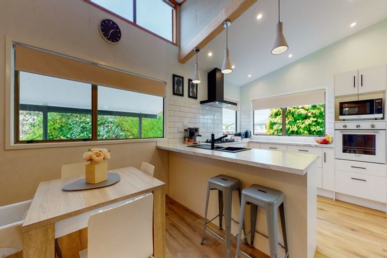 Photo of property in 16 Station Road, Puriri, Thames, 3578