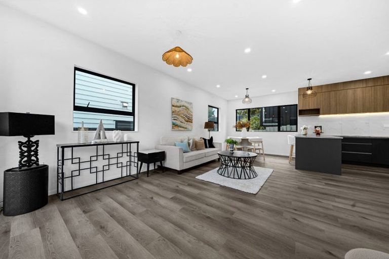 Photo of property in 40a Mason Street, New Lynn, Auckland, 0600