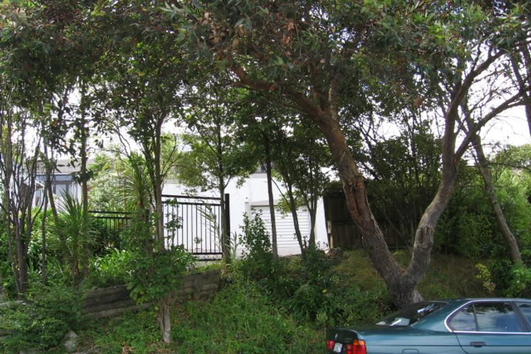 Photo of property in 29 Heathcote Road, Castor Bay, Auckland, 0620