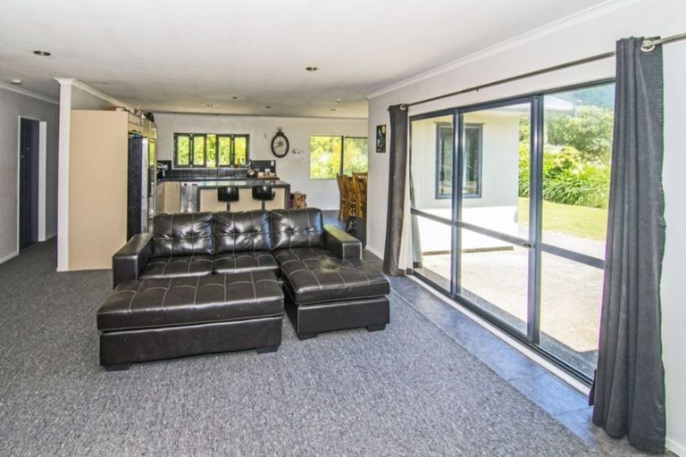 Photo of property in 5523 Masterton Castlepoint Road, Tinui, Masterton, 5889