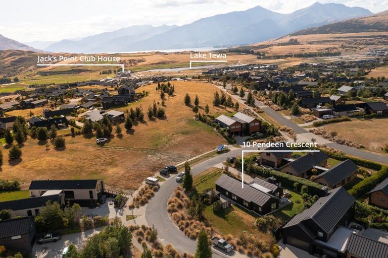 Photo of property in 10 Pendeen Crescent, Jacks Point, Queenstown, 9371