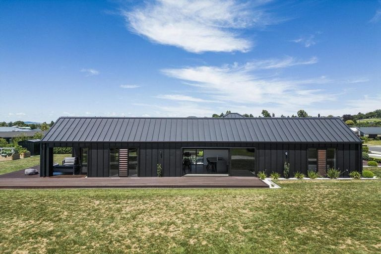 Photo of property in 7 Windermere Drive, Te Awamutu, 3800