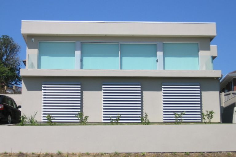 Photo of property in 336 Beach Road, Mairangi Bay, Auckland, 0630