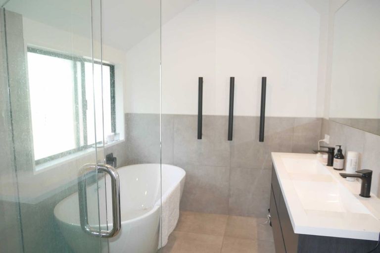 Photo of property in 1/19 Galway Avenue, Bryndwr, Christchurch, 8052