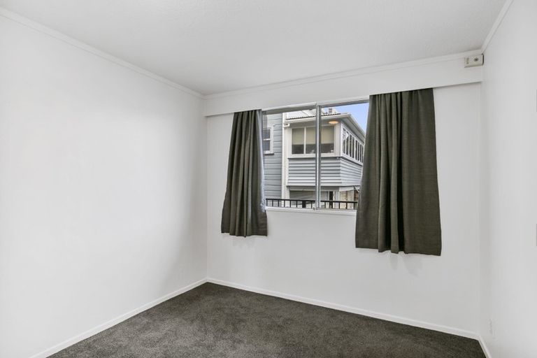 Photo of property in 6/4 Derby Street, Mount Victoria, Wellington, 6011