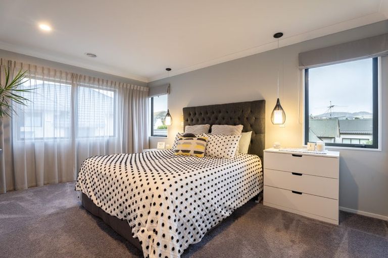 Photo of property in 13 Claverton Grove, Churton Park, Wellington, 6037