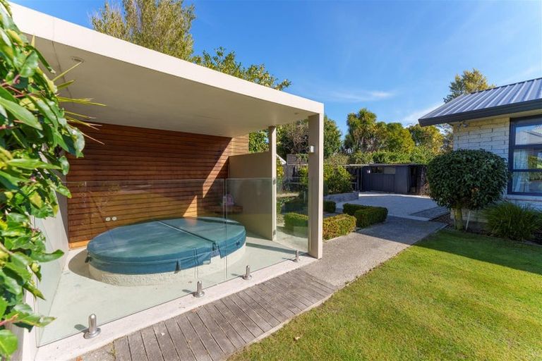 Photo of property in 3 Highgate Avenue, Merivale, Christchurch, 8014