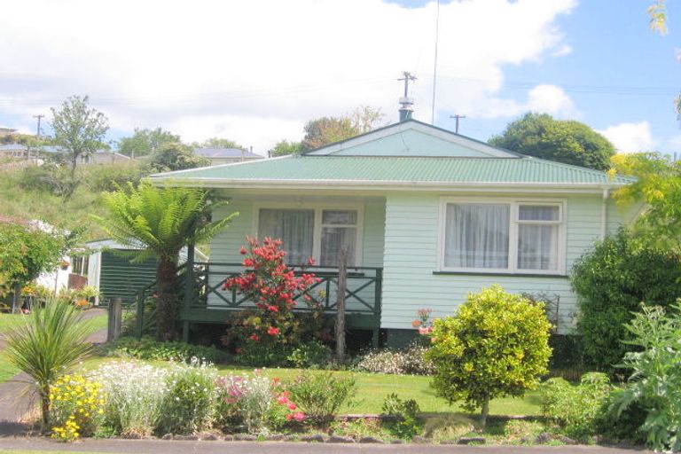 Photo of property in 13 Campbell Street, Taumarunui, 3920