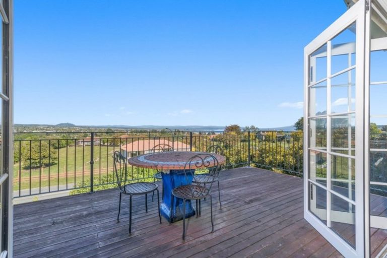 Photo of property in 12 Chateau Crescent, Rangatira Park, Taupo, 3330