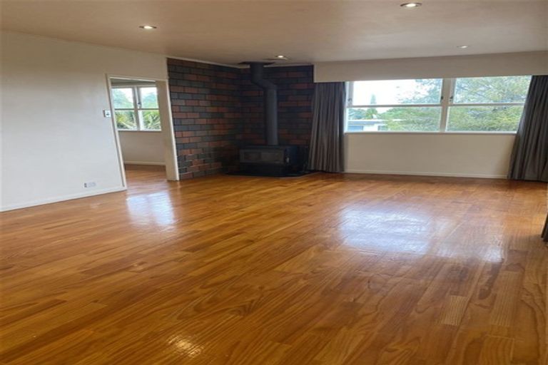 Photo of property in 61 Mack Place, Red Hill, Papakura, 2110
