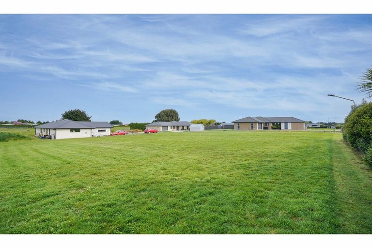 Photo of property in 21 Majestic Chance, Seaward Bush, Invercargill, 9812