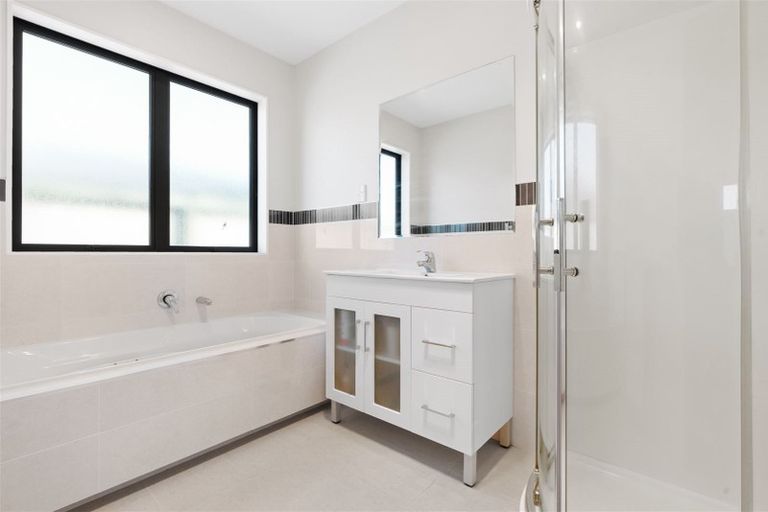 Photo of property in 23 Treestump Road, Takanini, 2112