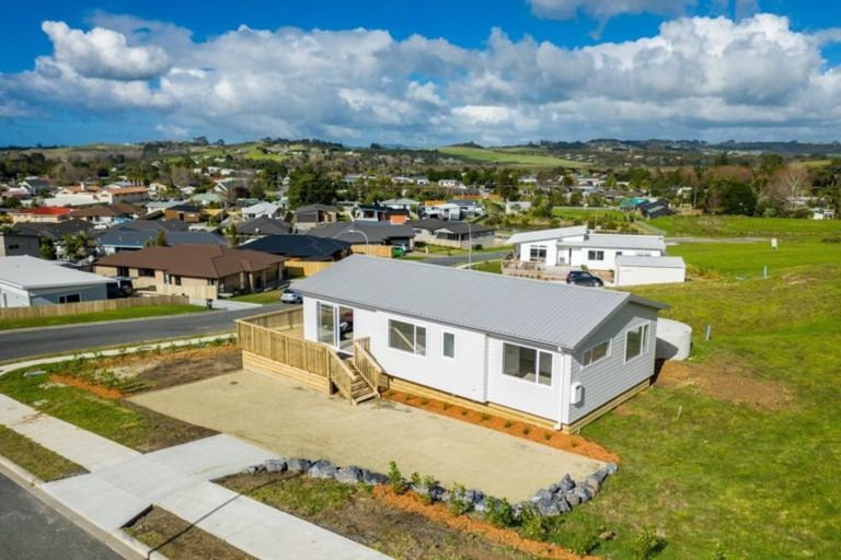Photo of property in 1 Fantail Way, Whiritoa, Whangamata, 3691