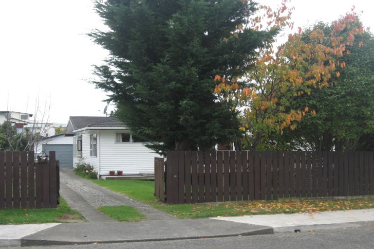 Photo of property in 19 Titoki Road, Raumati Beach, Paraparaumu, 5032