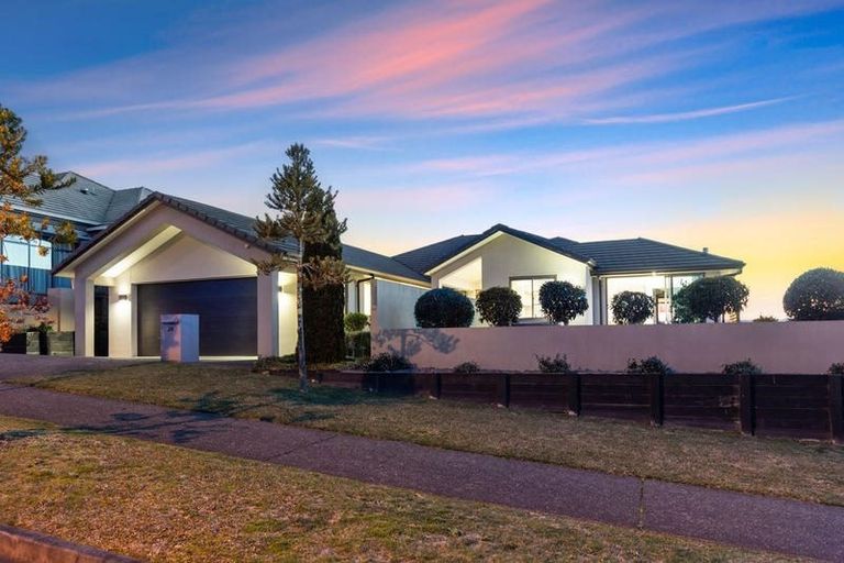 Photo of property in 24 Rexford Heights, Pyes Pa, Tauranga, 3112