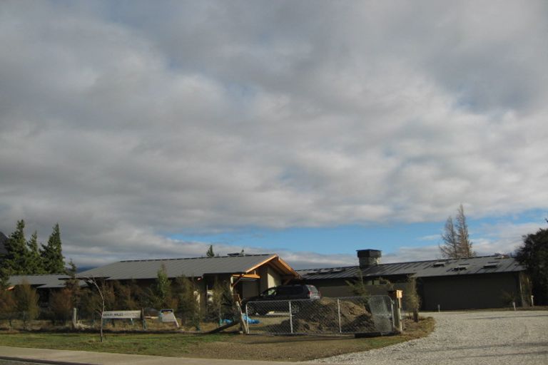 Photo of property in 41 Penrith Park Drive, Wanaka, 9305